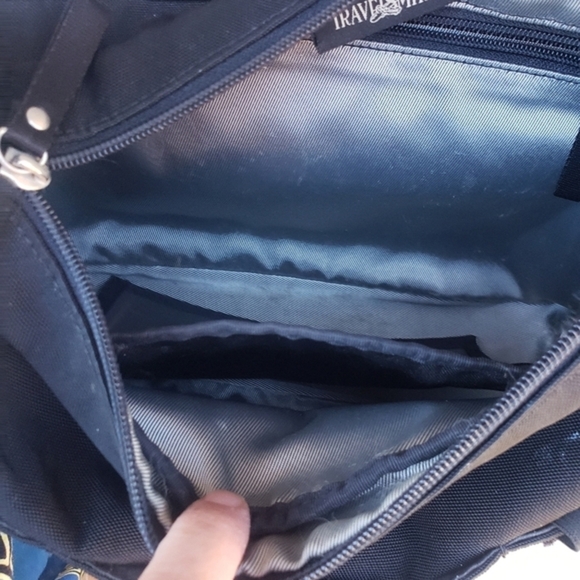 Travel Smith ‎ crossbody bag - Picture 8 of 9
